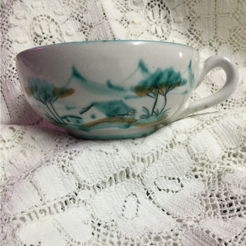 Vintage Demitasse Teacup and saucer - Picture 3 of 13